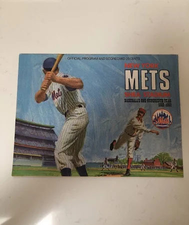 Major League Baseball Scorebook & Souvenir Programs (6). Cheap