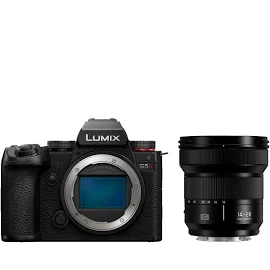 Panasonic Lumix DC S5 II mit 14-28mm / F4.0-5.6 MACRO - 300 € 300 € Sofortrabatt bis 30.09.2024 | Hohe Bildqualität | Präzises & zuverlässiges 