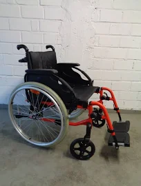 Invacare Action Xt Aktiv Rollstuhl Faltrollstuhl Sitzbreite 45cm 4