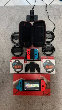 Nintendo Switch mit viel Zubehör!