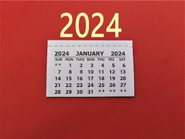 Mini 2024 Kalendereinlage mit genähter Bindung. 12-seitiger kleiner Kalender (kleiner als 3 x 2 inch). Ideal für Bastelprojekte. Packung von 1 - 20