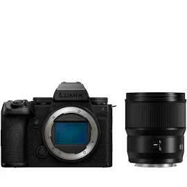 Panasonic Lumix DC-S5 II X mit Lumix 85mm / 1,8 S schwarz - 200 € Sofortrabatt bis 30.09.2024 | Neuer 24,2 MP Sensor & neuer Prozessor | Doppelte