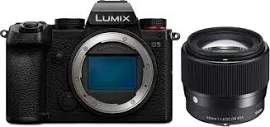 Panasonic Lumix DC-S5 + Sigma 56mm f1,4 DC DN L-Mount