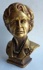 Premier ministre de Grande-Bretagne Margaret Thatcher Iron Lady buste statue sculpture figurine H-17 cm