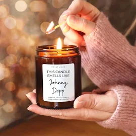 Smells Like Johnny Depp Candle Gift, Funny Gift for Best Friend, Her, Girl, Sister, Soy Candle, Gift, Funny Johnny Depp Birthday