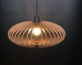 Luce moderna, luce a sospensione, plafoniera in legno, luci a sospensione in legno, illuminazione lampadario in legno, lampada da soffitto in legno, l