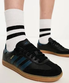 adidas Originals Samba OG trainers in black with gum sole
