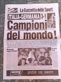 Gazzetta dello Sport Campioni del Mondo. 10 luglio 2006. Rosa. sport. 9771120506000.