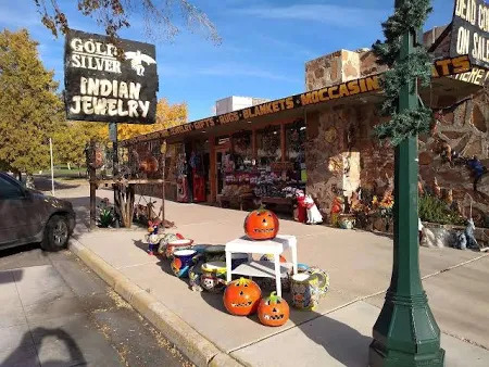 ボルダーシティ歴史地区セルフガイドウォーキングツアー:ラスベガス発、5時間で歴史を巡る!