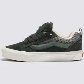 Vans ニュースクール シューズ in Olive、US 5.5 (JP 23.5)、天然皮革