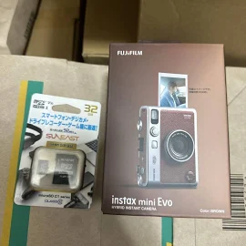 instax mini Evo本体(USB Type-C対応モデル)ブラウン