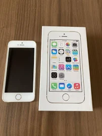 iPhone5S ゴールド