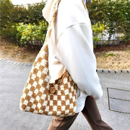 쉽게 뜨는 체커보드 호보숄더백