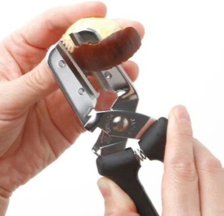 SUWADA 스와다 밤 껍질 가위 쿠리쿠리보시 블랙