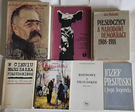 Józef Piłsudski x 7, Zestaw 7 Książek