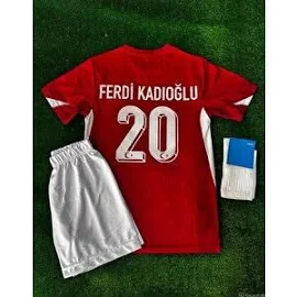 BySportakus Türkiye Euro 2024 Ferdi Kadıoğlu Iç Saha 3'lü Set Çocuk Forması (Red) - Kırmızı - 8 - 9 Yaş