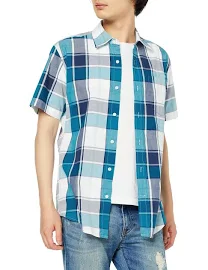 Amazon Essentials Men's Regular-Fit Short-Sleeve Poplin Shirt