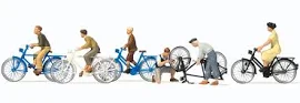 Preiser 10716 Young People with Bicycles