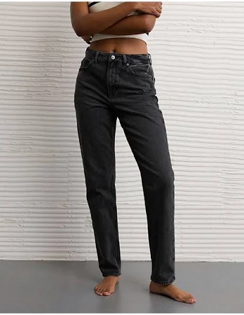 American Eagle Strigid Mom Jeans